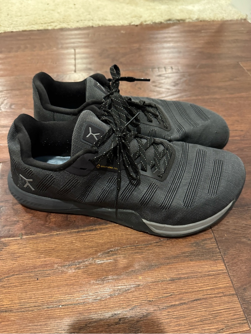 Men’s Flux Sneaker